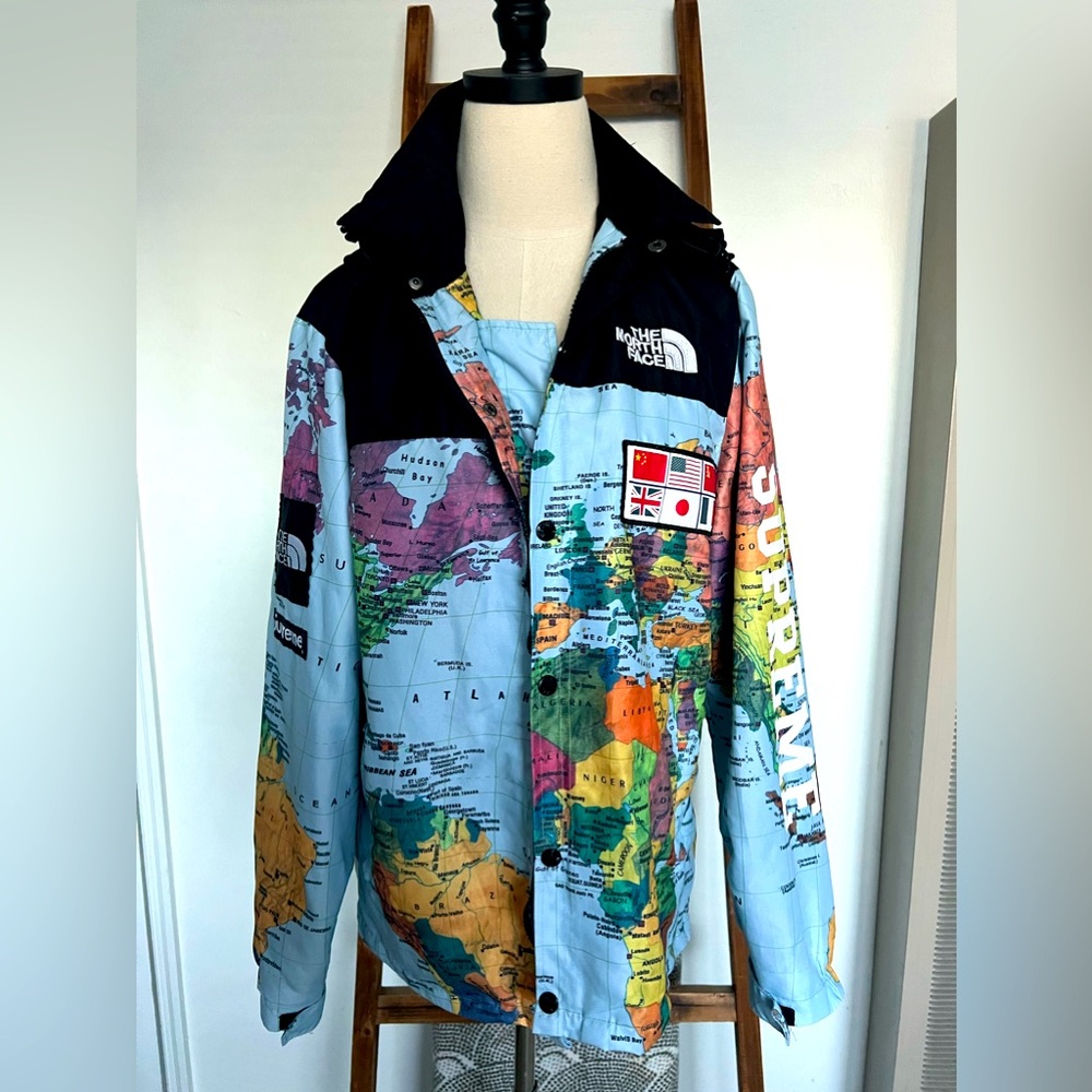 NORTH FACE SUPREME JACKET!!